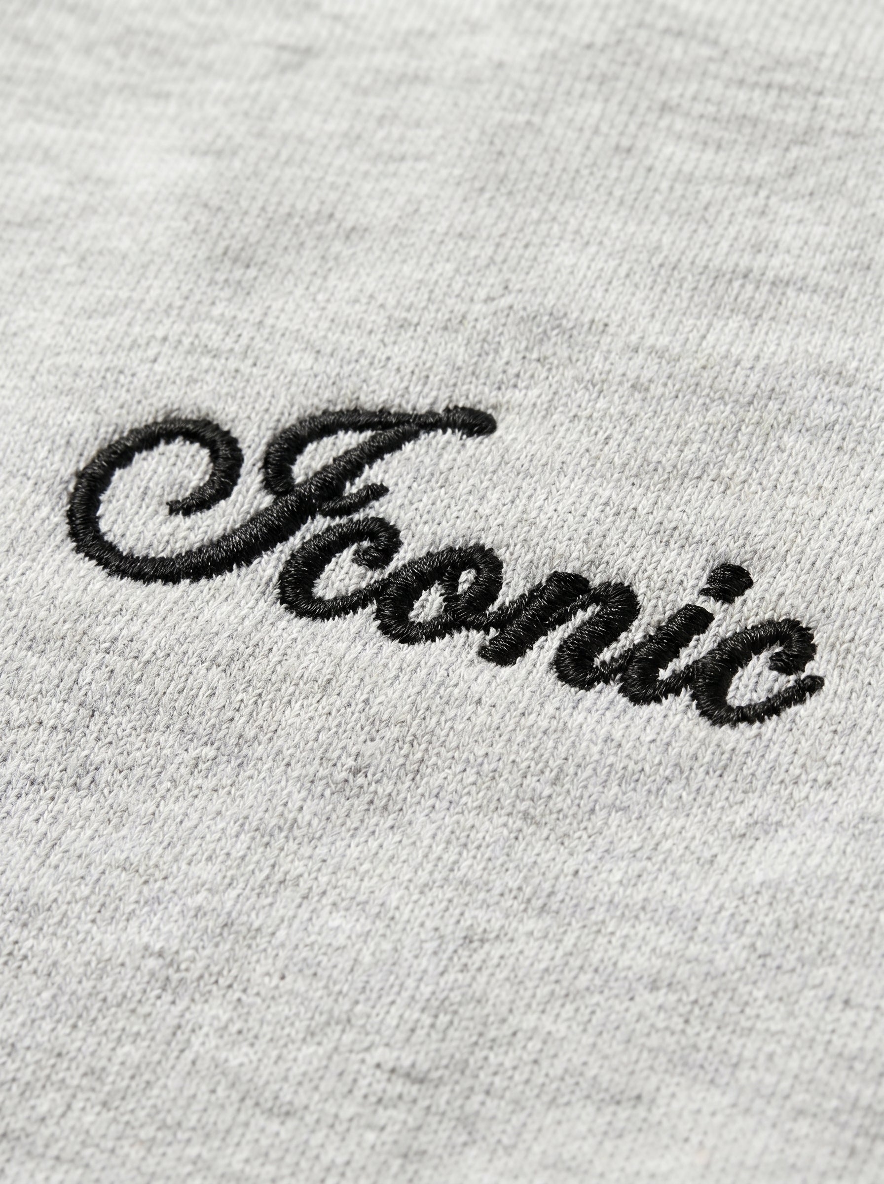 Iconic Signature Sweatpants