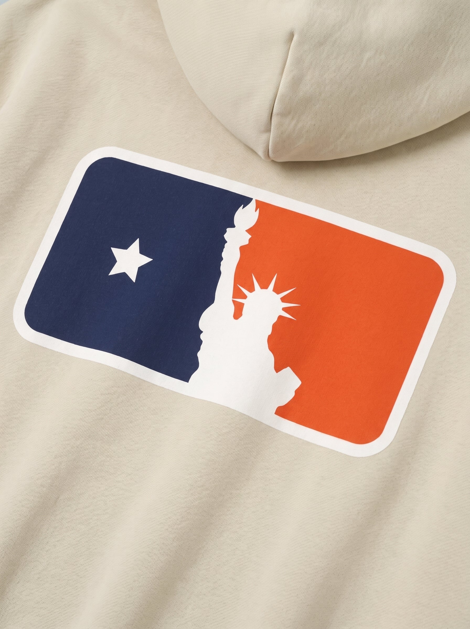 Iconic II Queens Sport Hoodie