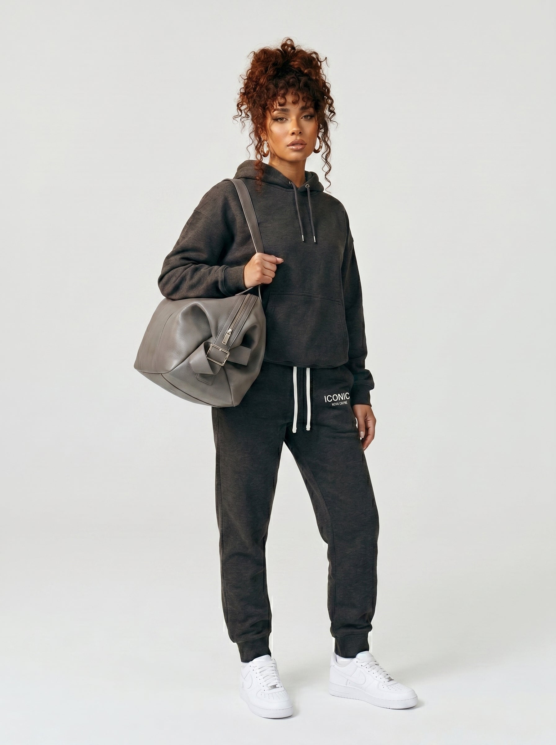 Iconic Slim Signature Sweatpants